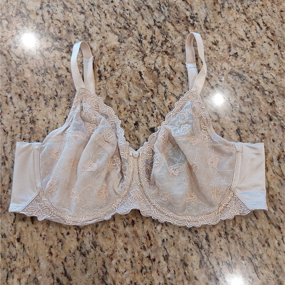 Wacoal 85720 Renaissance Rose Lace Soft Full Cup Underwire Bra Nude Size 40D